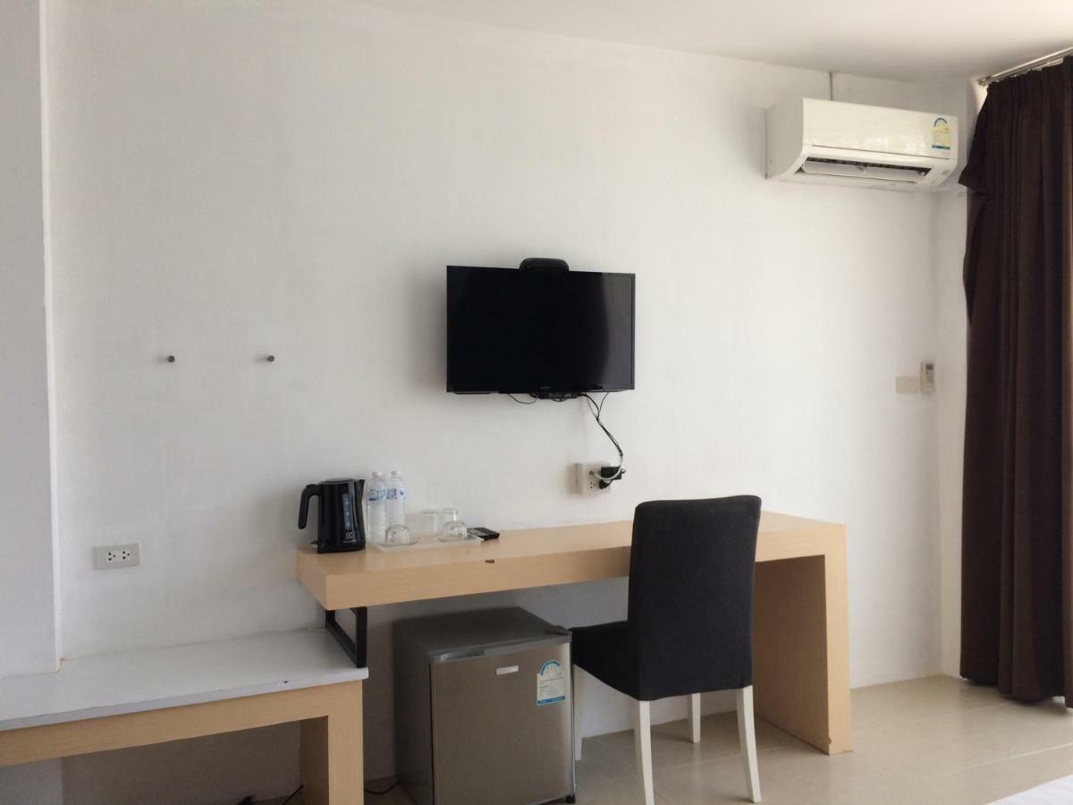 Hotel Ploenlay Ao Nang Exterior foto